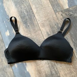 (36C) Warner’s Black Wireless Bra 3 Clasp Adjustable Straps
